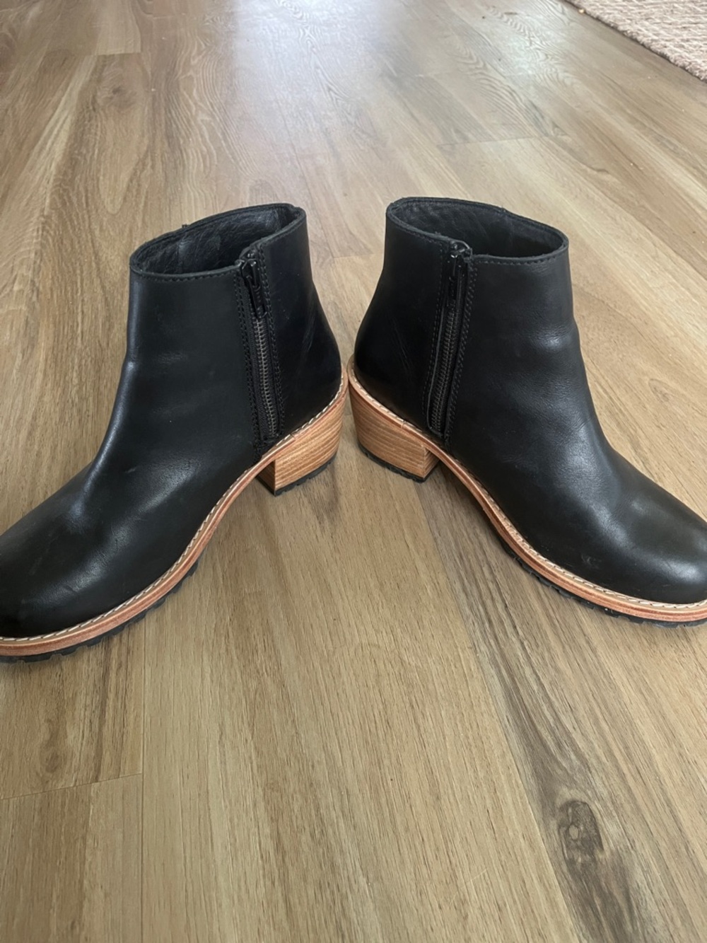 Portland leather goods. Classic Black Leather Ankle Booties with Contrast Sole - Picture 4 of 7